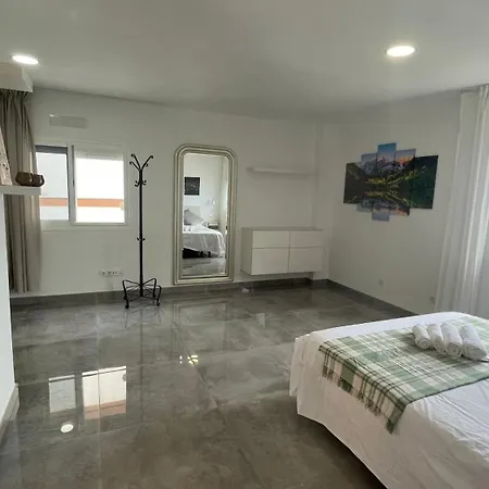 Appartamento Modern Loft Palmas Views 2 En-suite Las Palmas de Gran Canaria